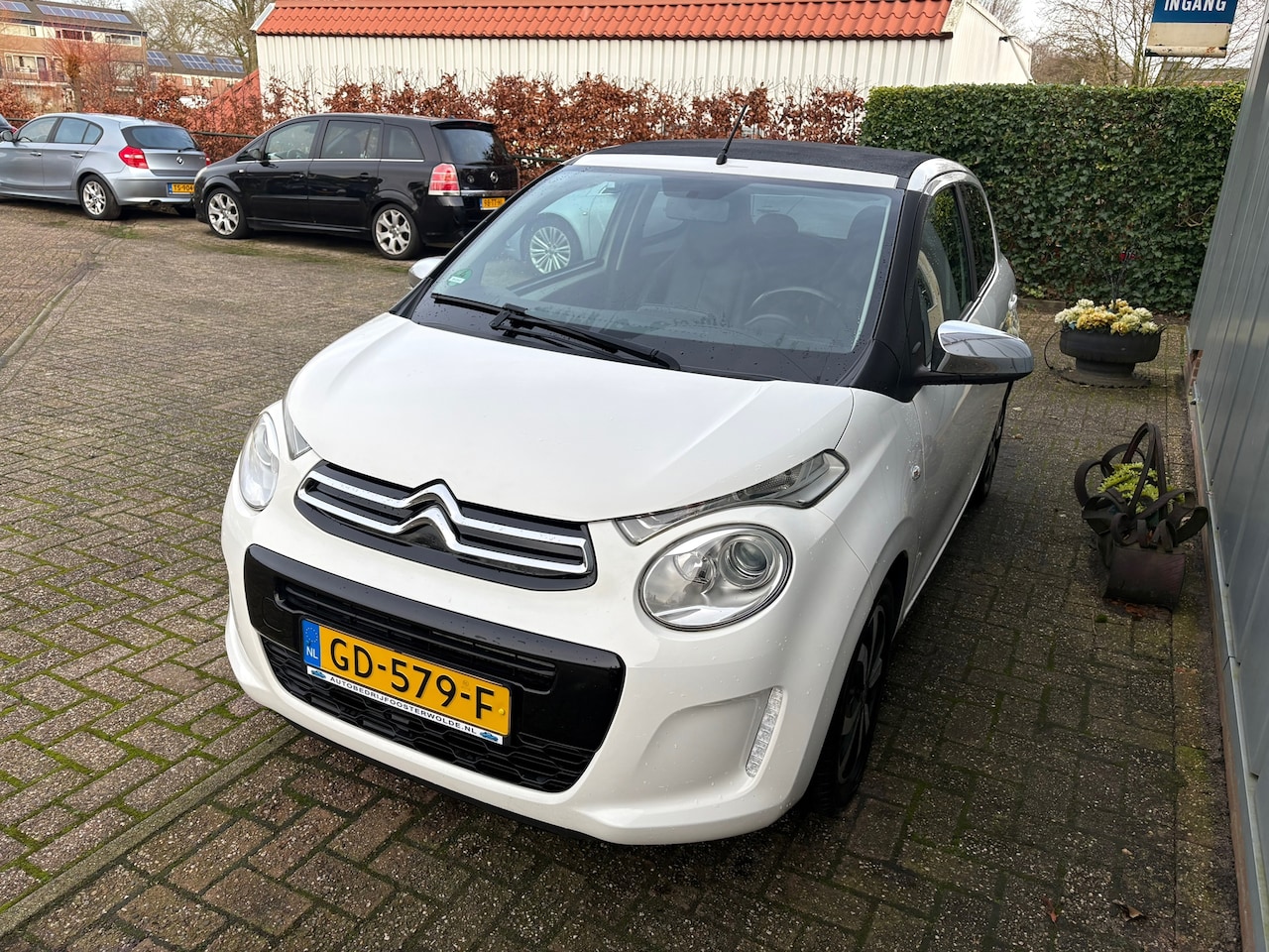 Citroën C1 - 1.2 PureTech Airscape Shine NAP//AIRCO//CRUISE//CARPLAY//OPENDAK