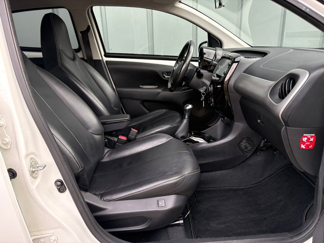 Citroën C1 - 1.2 PureTech Airscape Shine NAP//AIRCO//CRUISE//CARPLAY//OPENDAK