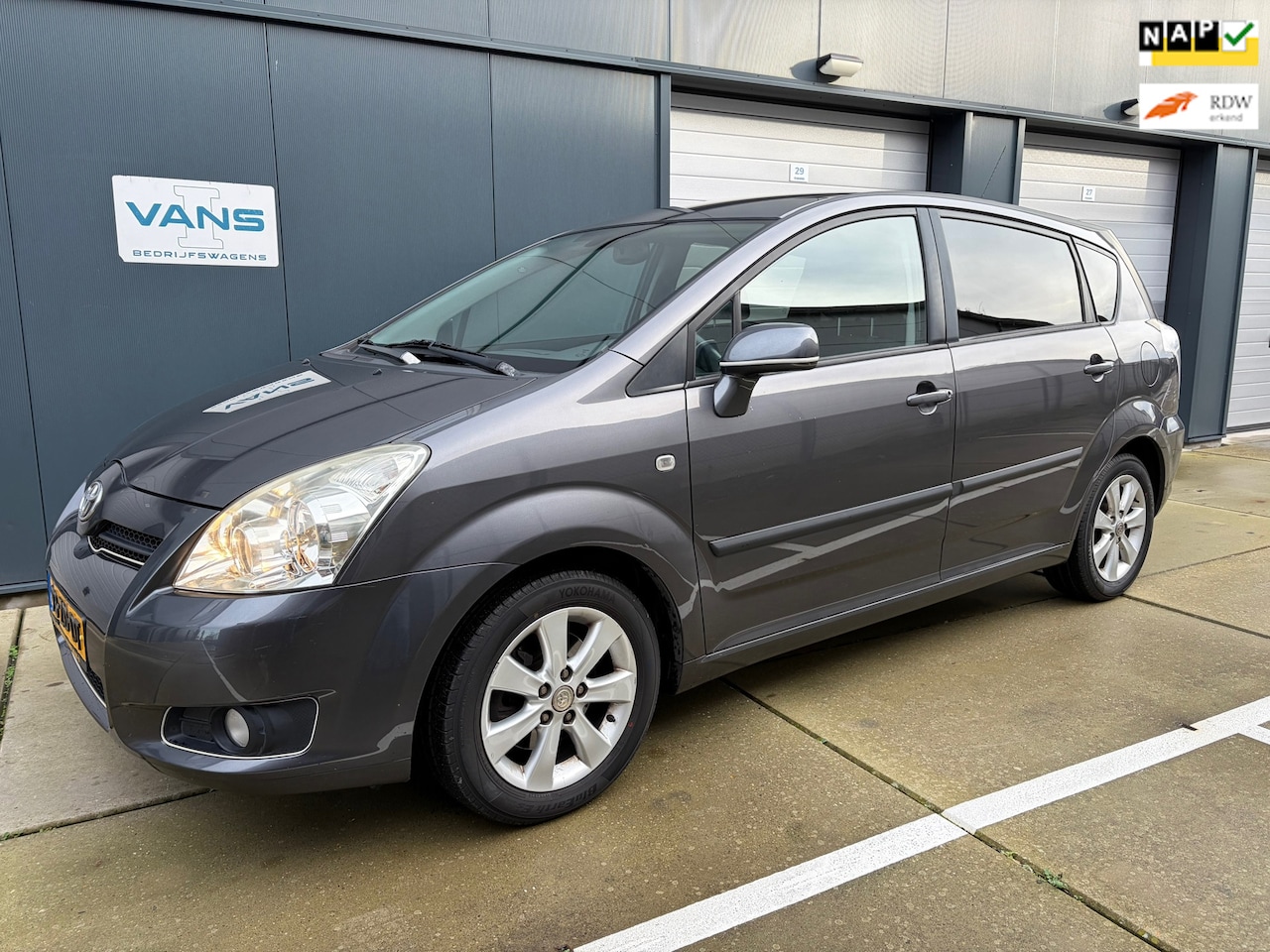 Toyota Verso - 1.8 VVT-i Luna 5 pers volledig onderhouden - AutoWereld.nl