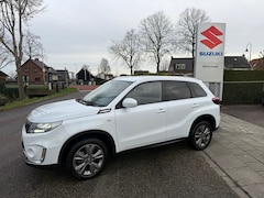 Suzuki Vitara - 1.4 Boosterjet Select Smart Hybrid // 1500 kilo trekgewicht // Snel te rijden // Rijklaar