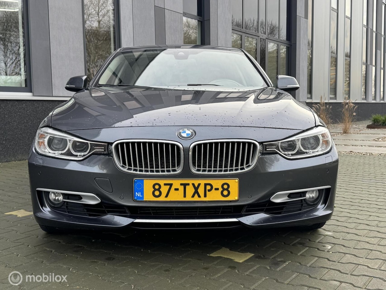 BMW 3-serie - 328i Upgrade Edition Leder|Navi|Xenon - AutoWereld.nl