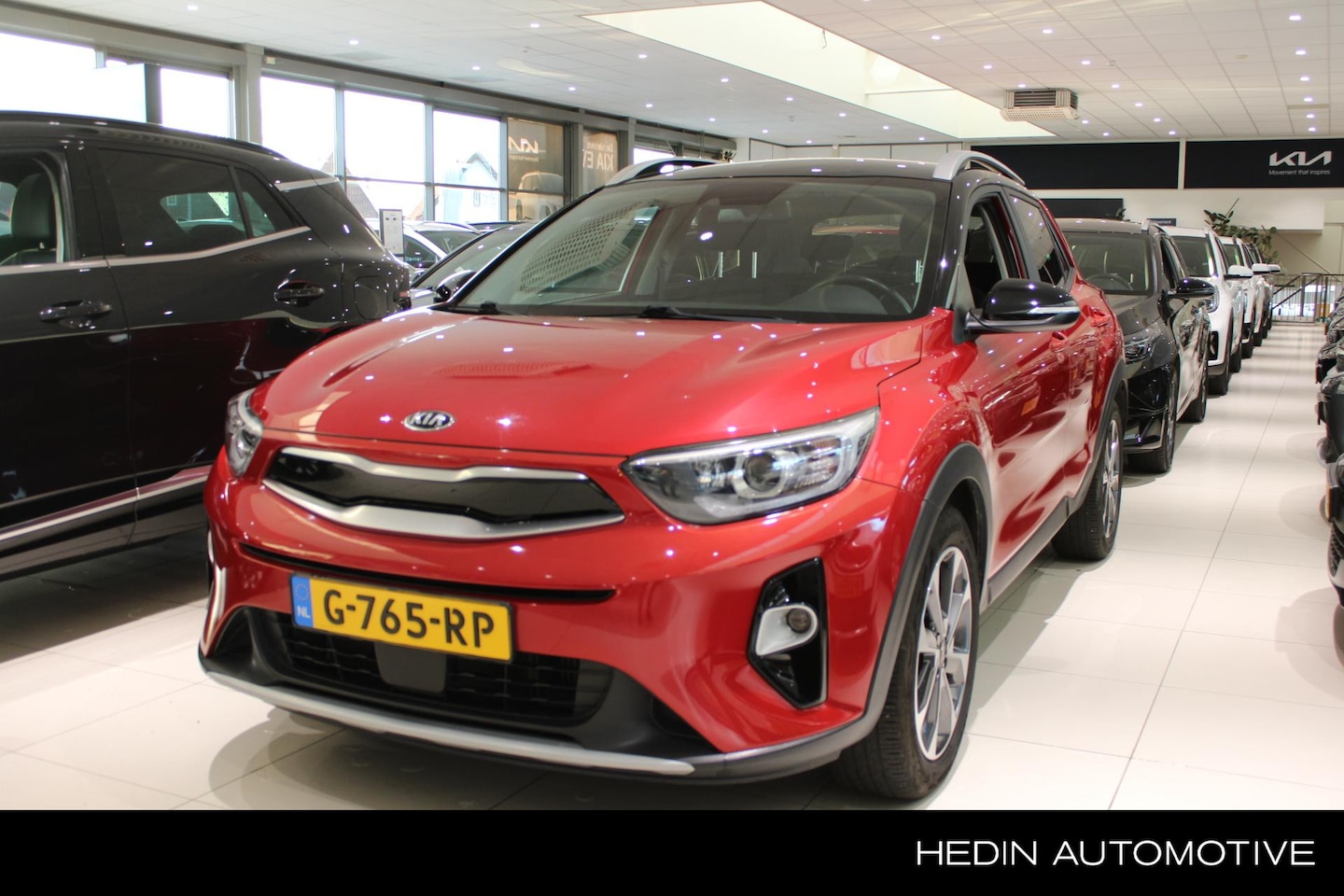Kia Stonic - 1.0 T-GDi DynamicPlusLine l Sportvelgen l Navigatie l Camera l Trekhaak l Privacy-glass - AutoWereld.nl