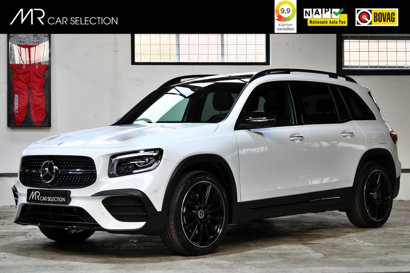 Mercedes-Benz GLB - 200 Business Solution AMG | Rijassistentie | Panoramadak | 20 inch AMG Multispaaks | NL au - AutoWereld.nl