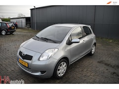 Toyota Yaris - 1.3 VVTi Terra 5-deurs *AIRCO