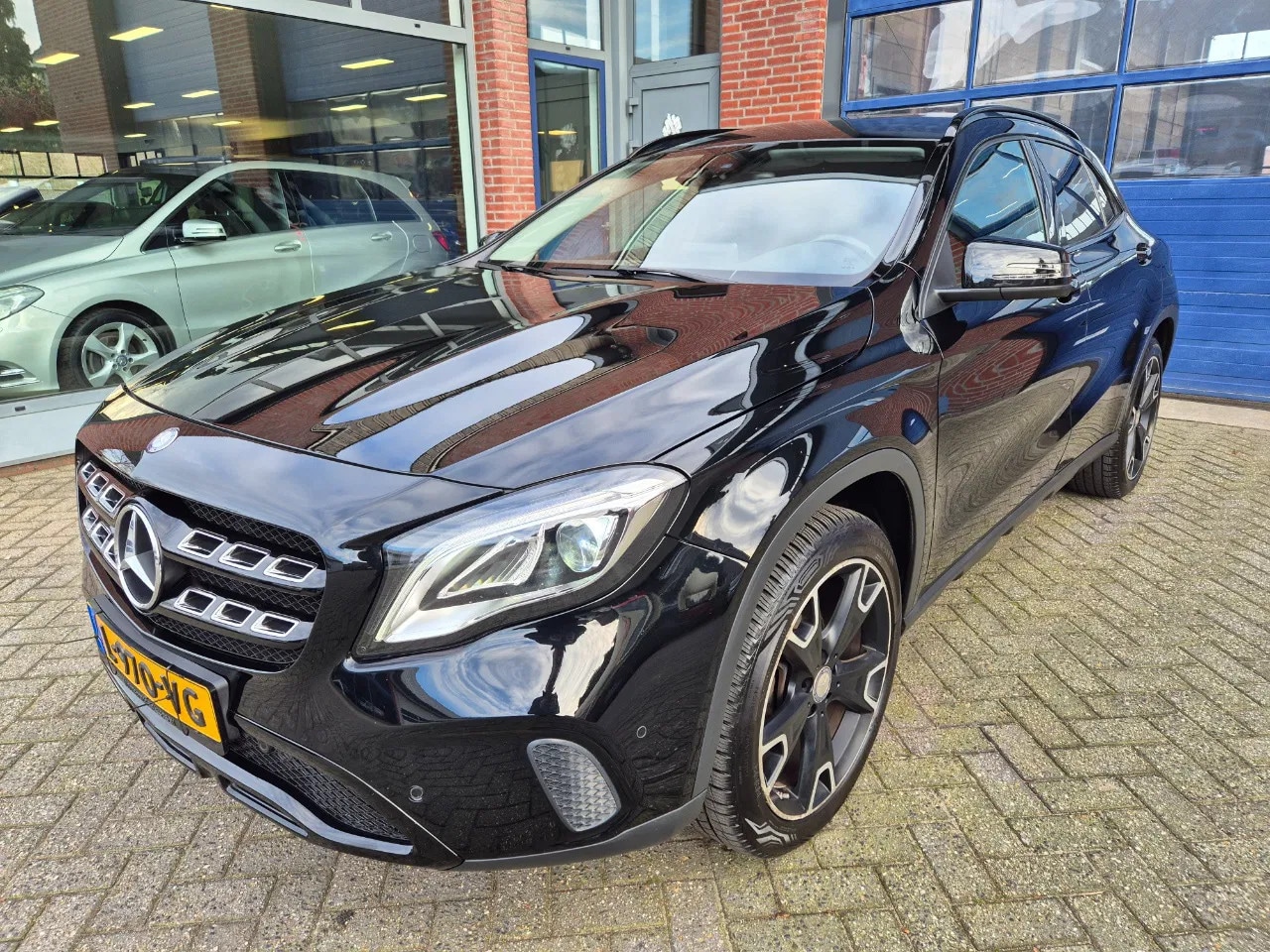 Mercedes-Benz GLA-Klasse - 180 AMG Night Edition Plus 180 AMG Night Edition PLus 175PK - AutoWereld.nl