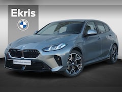 BMW 1-serie - 5-deurs 120 M Sport Design Edition 18'' / Sportstoelen verwarmd / Shadow Line / Achteruitr