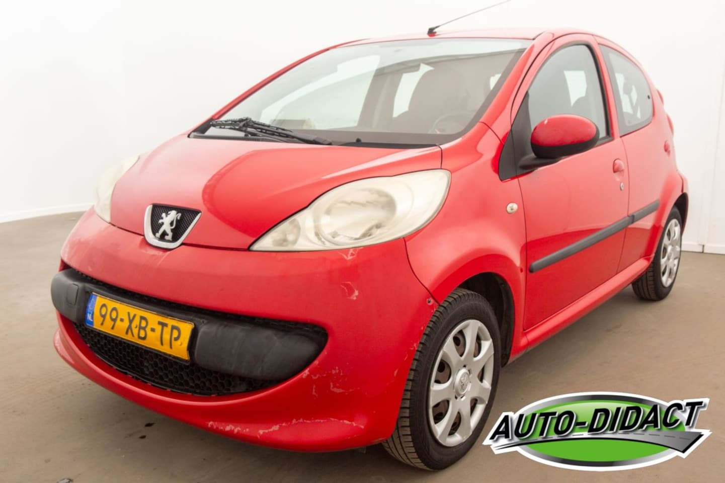 Peugeot 107 - 1.0-12V XS 1.0-12V XS - AutoWereld.nl