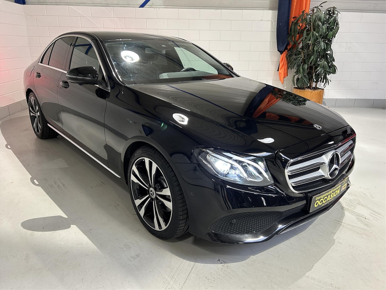 Mercedes-Benz E-klasse - Mercedes .E-Klasse E250 210PK Camera, Carplay, Sfeerverlichting - AutoWereld.nl