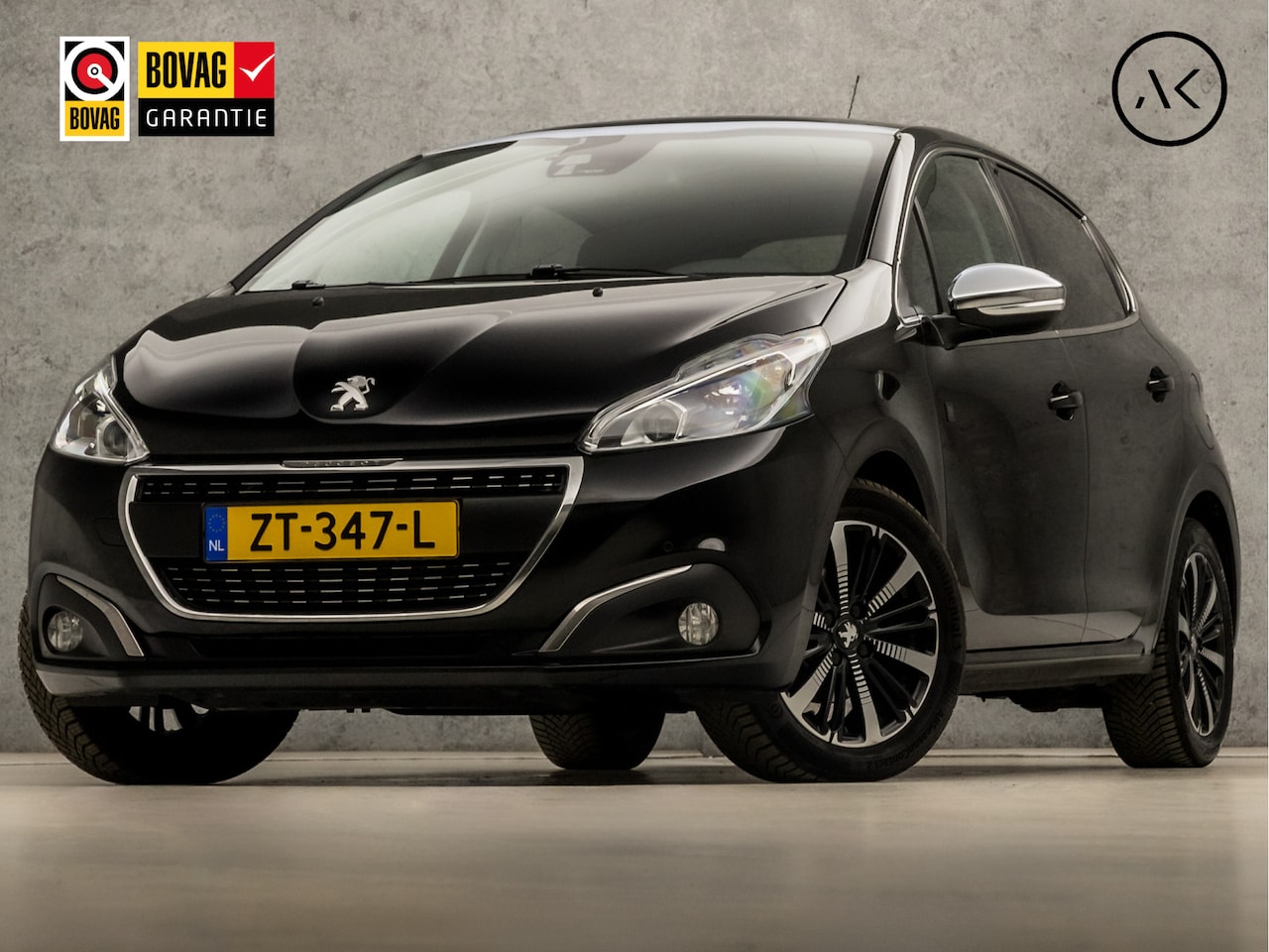 Peugeot 208 - 1.2 PureTech Sport Automaat (PANORAMADAK, APPLE CARPLAY, NAVIGATIE, CLIMATE, SPORTSTOELEN, - AutoWereld.nl
