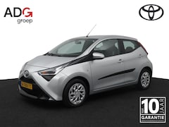 Toyota Aygo - 1.0 VVT-i x-play | Airco | Parkeercamera | Apple carplay - Android auto |