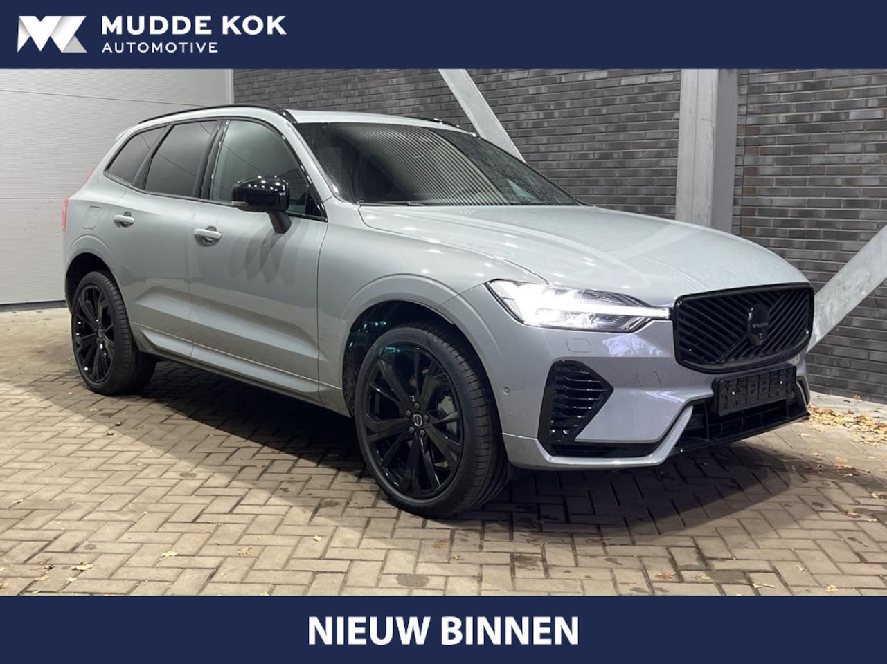 Volvo XC60 - T6 Plug-in hybrid Plus Black Edition | FACELIFT | Head-Up | 360° Camera | Panoramadak | AC - AutoWereld.nl
