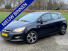 Opel Astra - 1.4 Turbo Business Edition