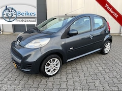 Peugeot 107 - 1.0-12V Millesim 200