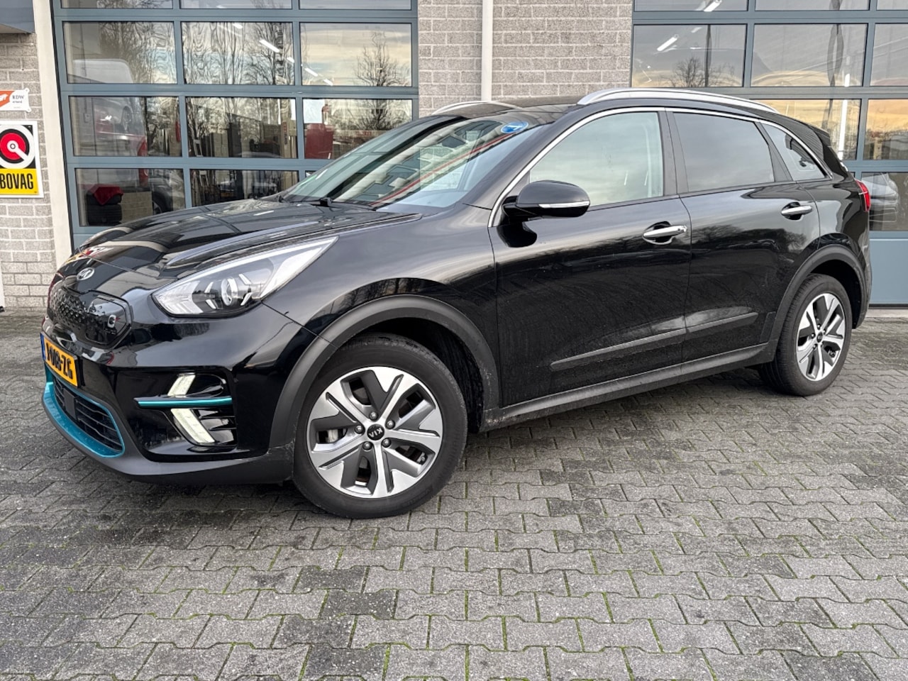 Kia e-Niro - DynamicLine 64 kWh|CAMERA|STPEL/STUUR VERWARMING| - AutoWereld.nl
