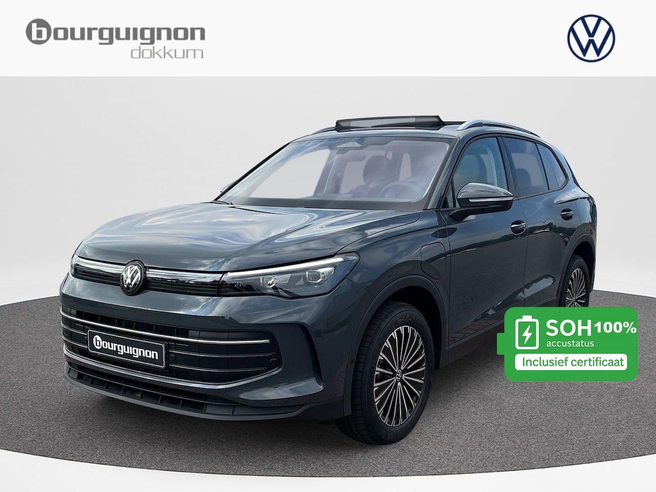 Volkswagen Tiguan - 1.5 eHybrid Life Edition | Pano Dak | Trekhaak | | PHEV | 204Pk | 18 Inch | DCC | - AutoWereld.nl
