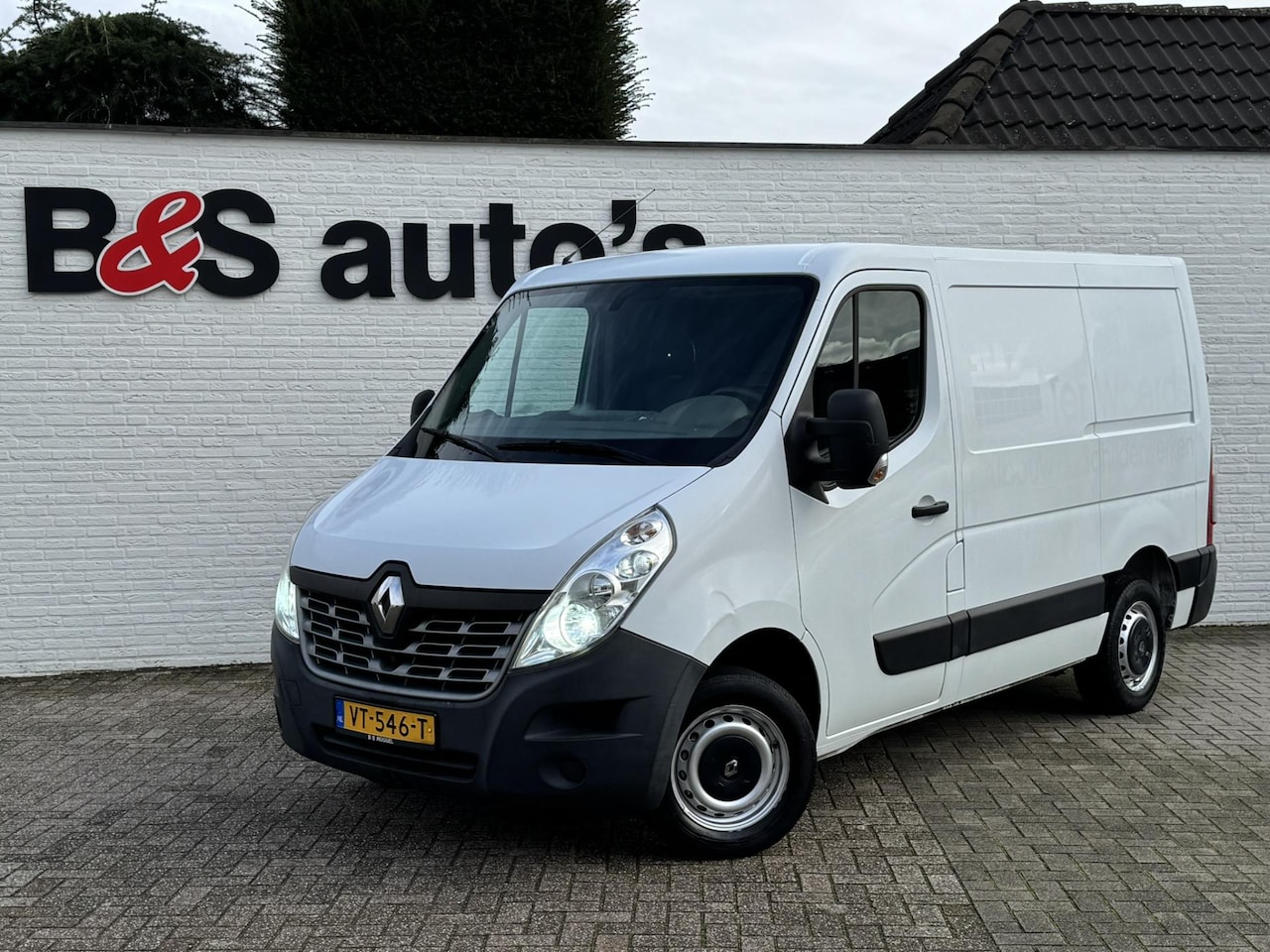 Renault Master - T28 2.3 dCi L1H2 Airco Cruise Limiter Radio CD Betimmerde Laadruimte Schuifdeur rechts - AutoWereld.nl