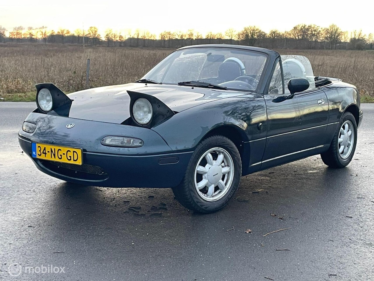 Mazda MX-5 - 1.6i 1.6i - AutoWereld.nl