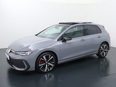 Volkswagen Golf - 1.5 eHybrid GTE | 272 PK | SoH 100% | Panoramadak | Head-up display | IQ.Light Matrix LED
