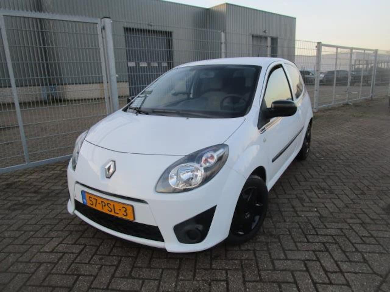 Renault Twingo - 1.2-16V Collection 1.2-16V Collection, 111.911 km - AutoWereld.nl
