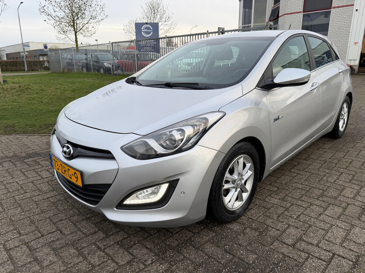 Hyundai i30 - 1.6 GDI i-Vision 1.6 GDI i-Vision - AutoWereld.nl