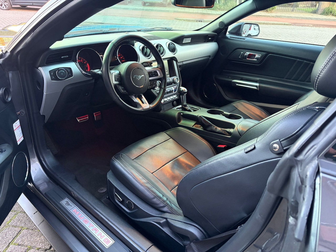 Ford Mustang Fastback - 2.3 EcoBoost MUSTANG Fastback GT-ROUSH UITVOERING 2.3 EcoBoost Stage 2