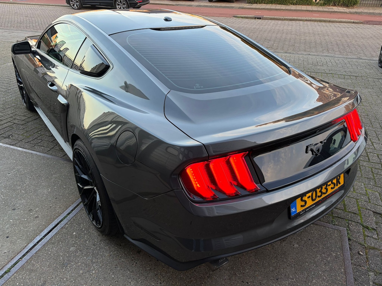 Ford Mustang Fastback - 2.3 EcoBoost MUSTANG Fastback GT-ROUSH UITVOERING 2.3 EcoBoost Stage 2