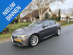 Alfa Romeo Giulia - 2.2 JTDM 180PK AUT Veloce•Leder•Pano