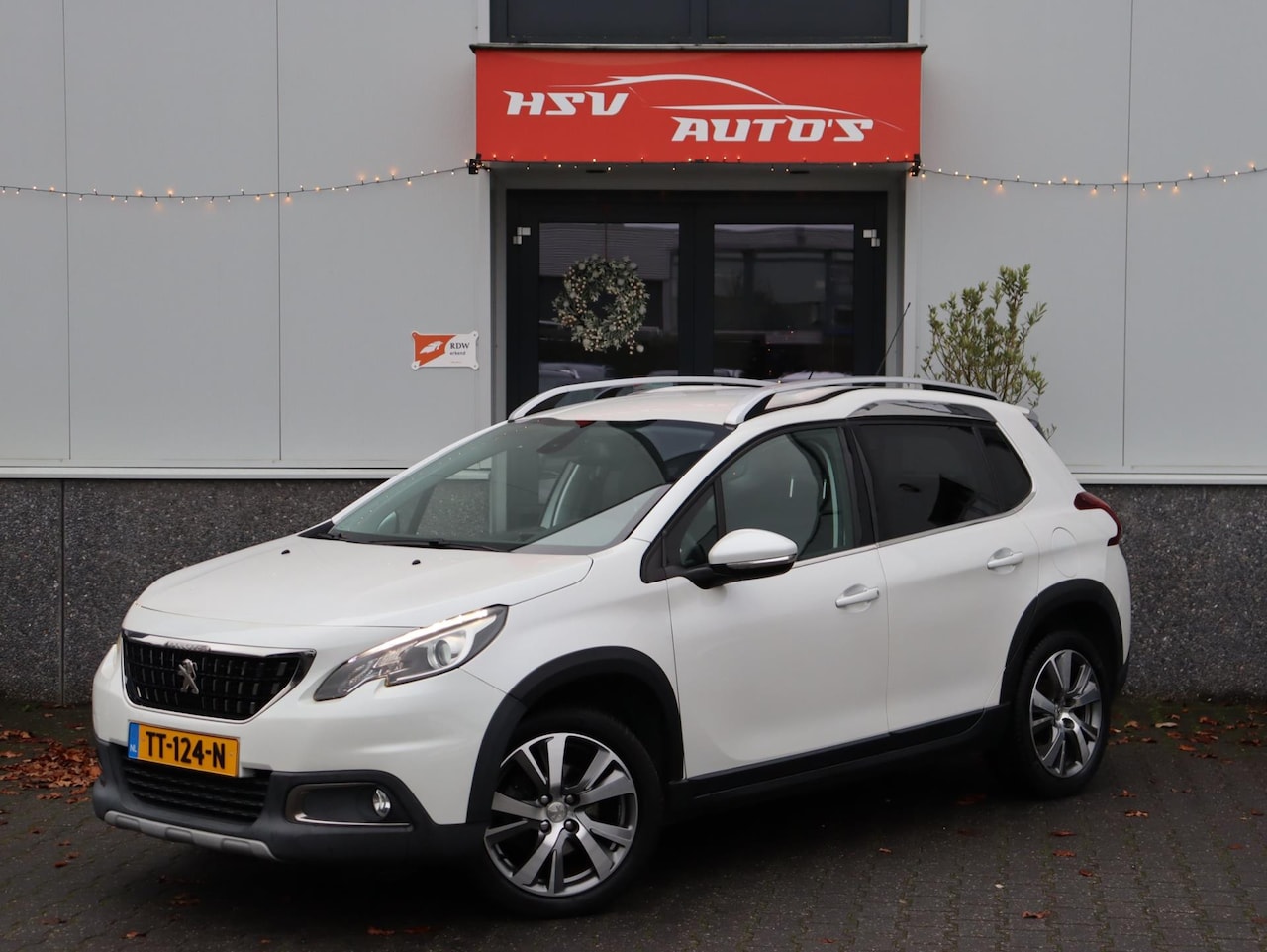 Peugeot 2008 - 1.2 PureTech Allure airco LM automaat - AutoWereld.nl