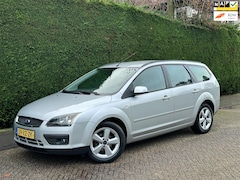 Ford Focus Wagon - 1.8-16V Ambiente Flexifuel /S-VRWRMNG/CRUISE/PDC/
