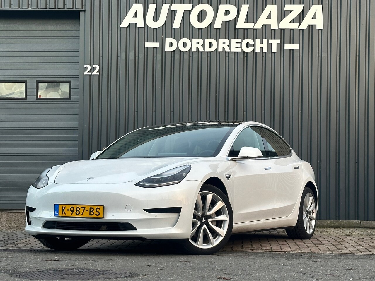 Tesla Model 3 - Standard RWD Plus 60 kWh SOH 90%|TREKHAAK - AutoWereld.nl