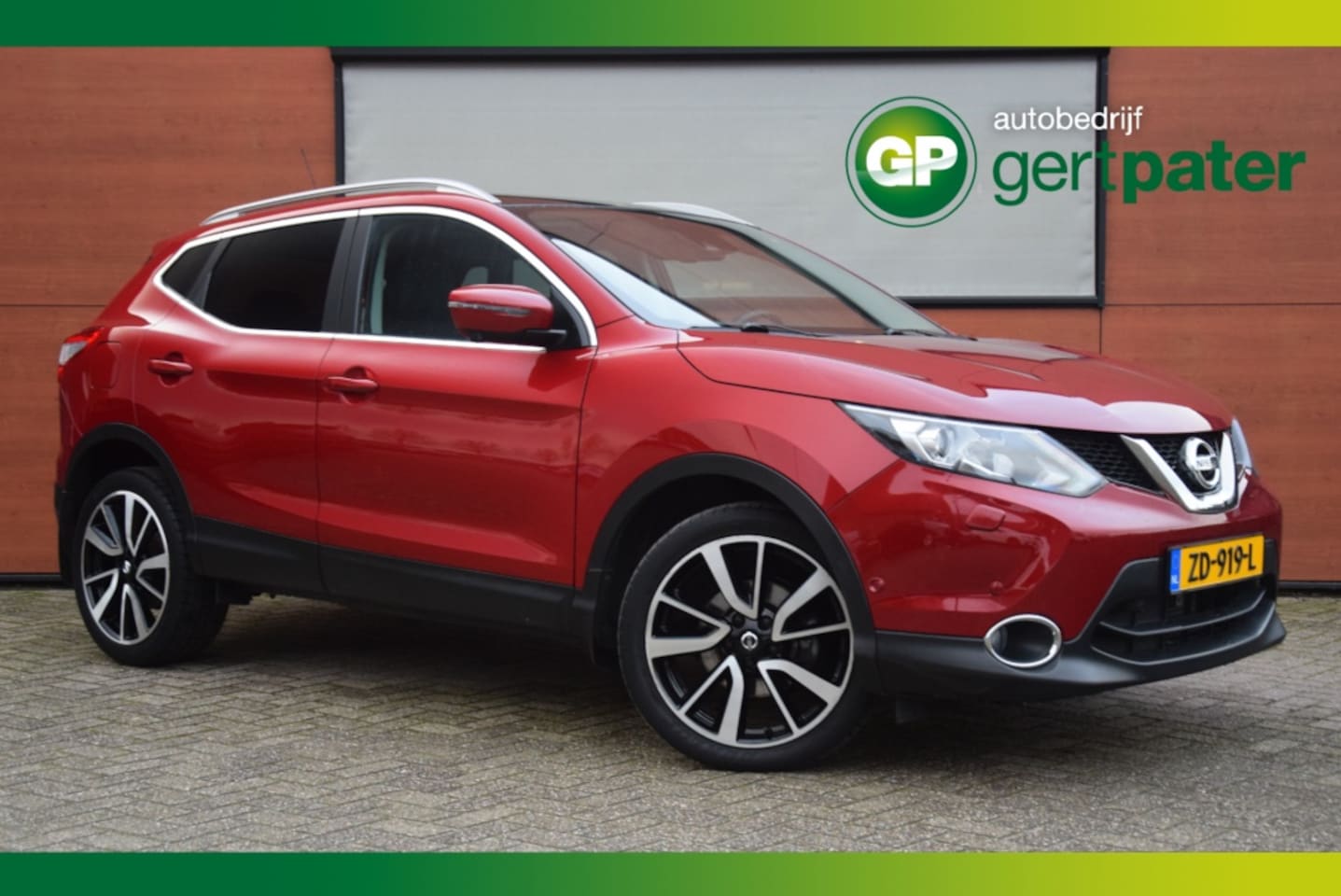Nissan Qashqai - 1.2 Tekna Trekhaak/Pano/LED/19 Inch/360 Camera - AutoWereld.nl
