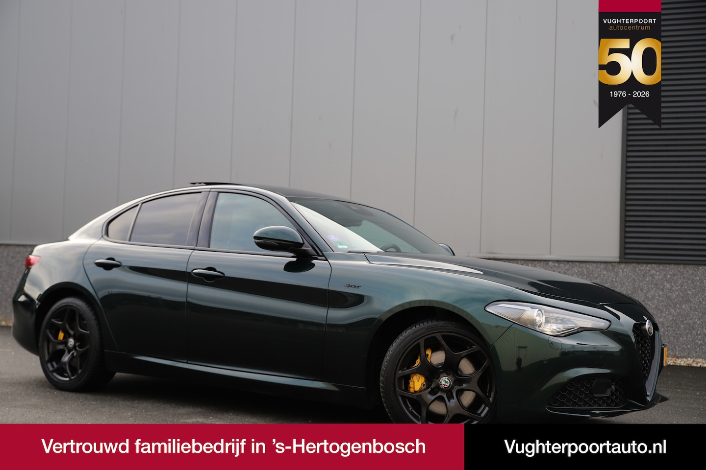 Alfa Romeo Giulia - 2.0T 200pk*Veloce int.*/Leder/Pano-dak/H-Kardon/Trekhaak - AutoWereld.nl