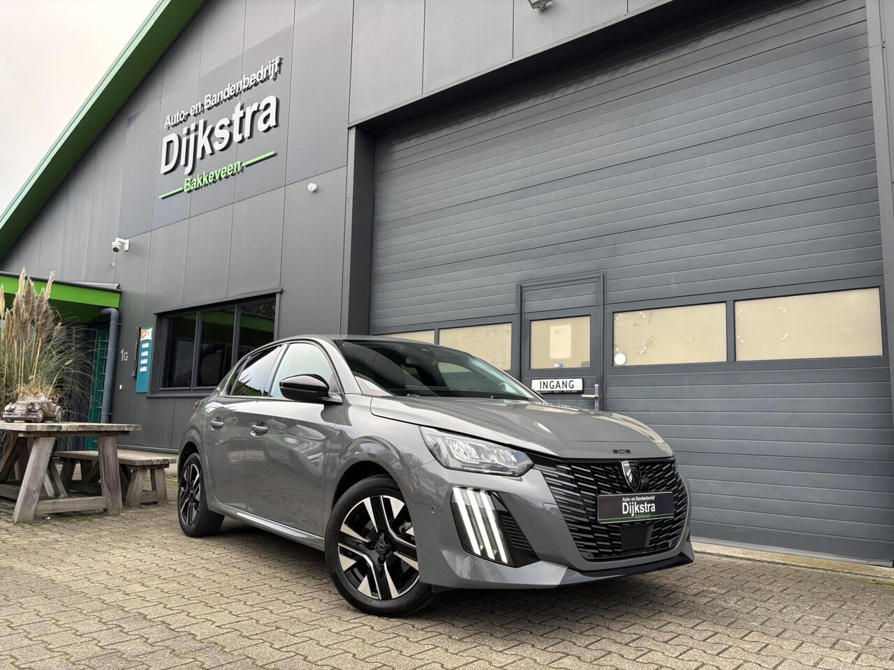 Peugeot 208 - 1.2 100 PK Allure AppleCarPlay/AndroidAuto/ 360 Graden Camera/ Adaptieve Cruise Control/ D