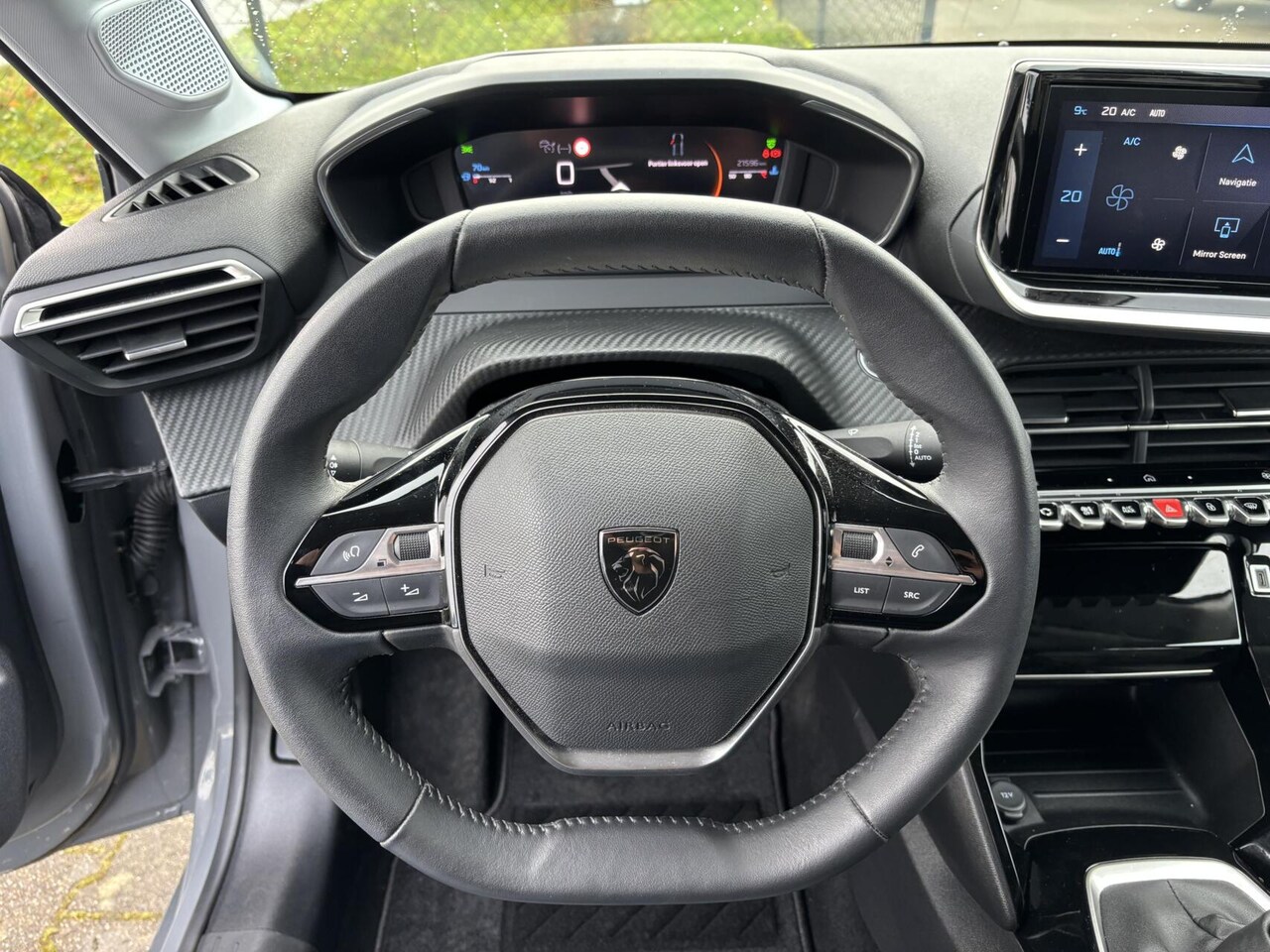 Peugeot 208 - 1.2 100 PK Allure AppleCarPlay/AndroidAuto/ 360 Graden Camera/ Adaptieve Cruise Control/ D