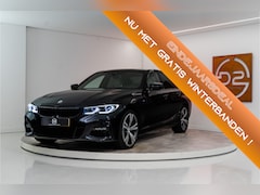BMW 3-serie - 320e M-Sport 204PK | Laser | Stoel&Stuurverw. | Carplay | Sfeer | 12 MND Garantie