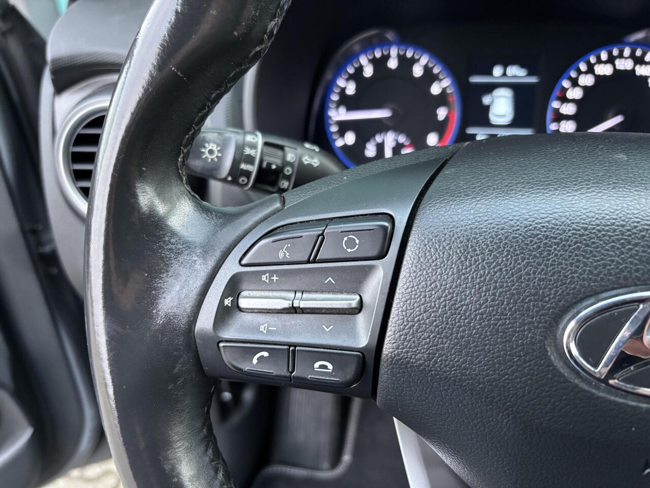 Hyundai Kona - 1.0 T-GDI Comfort Airco/ AppleCarPlay/AndroidAuto/ Voorstoelen Verwarmd!!