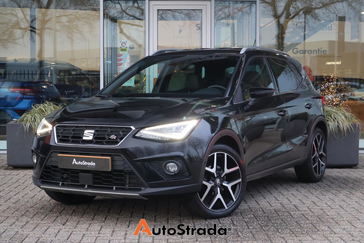 SEAT Arona - 1.5 TSI FR Business Intense Plus 150pk I Navi I Carplay I Virtual I Stoelverwarming | Came - AutoWereld.nl