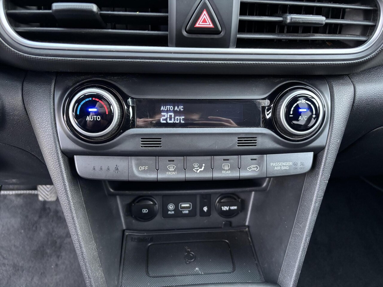 Hyundai Kona - 1.0 T-GDI Comfort Airco/ AppleCarPlay/AndroidAuto/ Voorstoelen Verwarmd!!