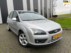 Ford Focus - 1.6-16V Futura Climate-Lmv-Cruise-Trekhaak