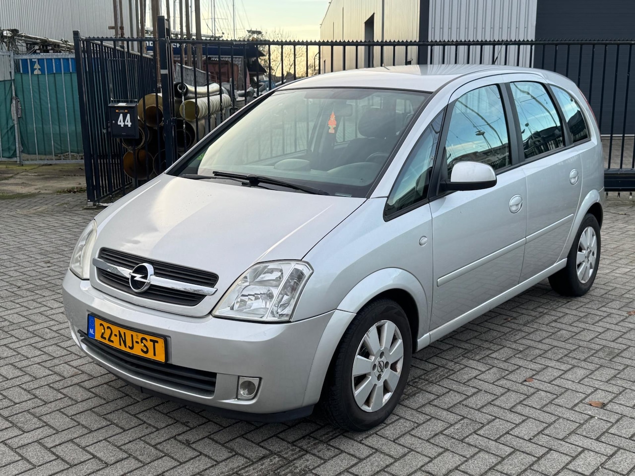 Opel Meriva - 1.6-16V Cosmo Airco 5 Deurs Nap - AutoWereld.nl