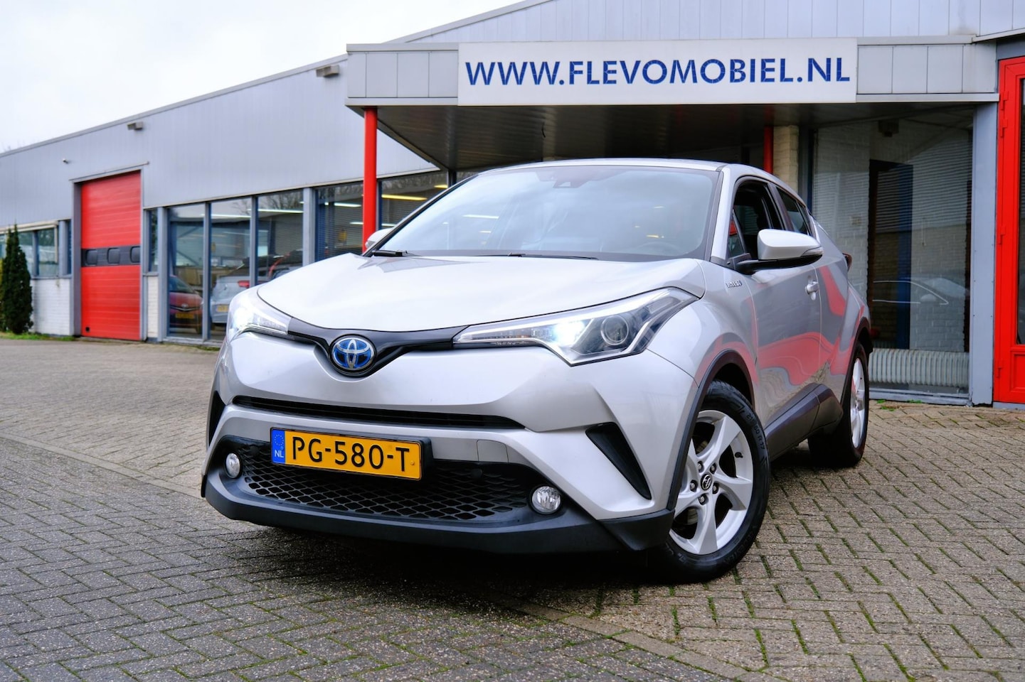 Toyota C-HR - 1.8 Hybrid Aut. Dynamic Navi|Clima|Camera|LMV|Dealer OH - AutoWereld.nl