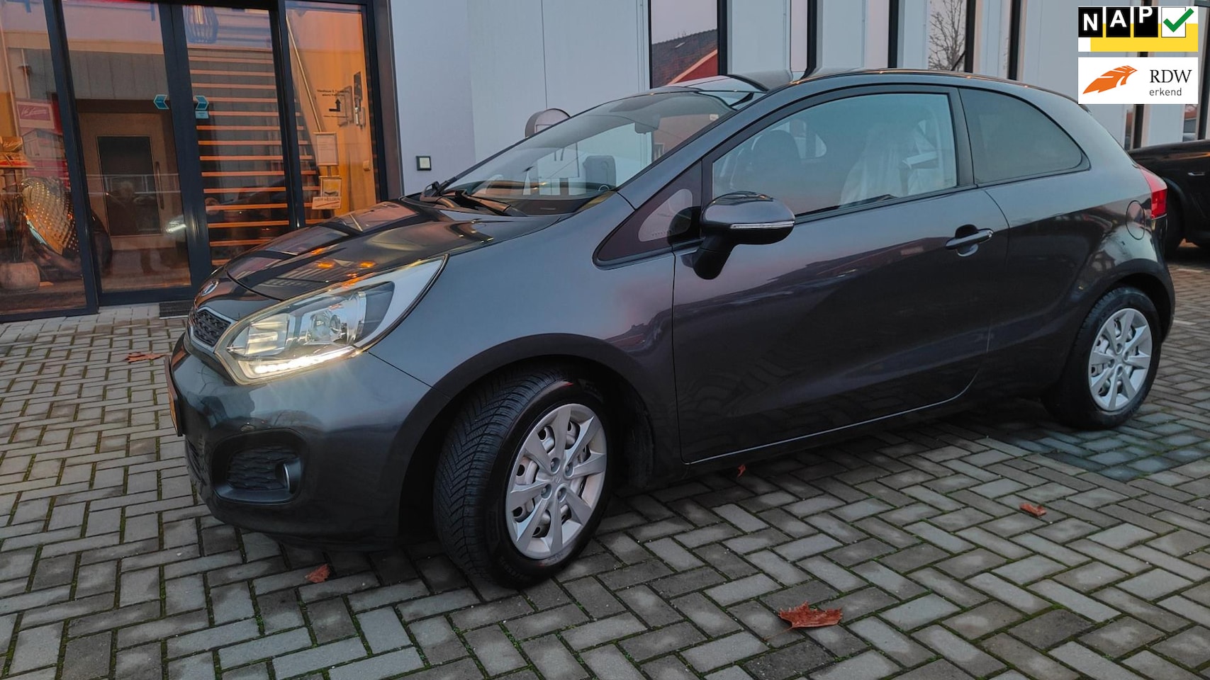 Kia Rio - 1.2 CVVT Plus Pack cruise control , airco - AutoWereld.nl