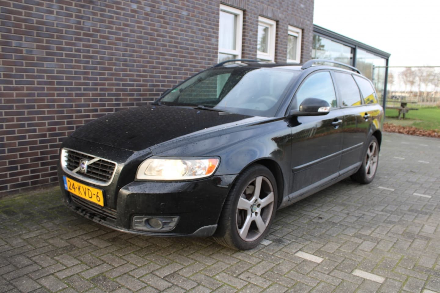 Volvo V50 - 2.0 diesel- automaat - lees tekst - AutoWereld.nl