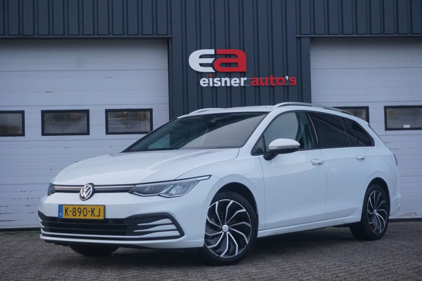 Volkswagen Golf Variant - 1.0 eTSI Life Automaat | TREKHAAK | CARPLAY | COMFORT STOEL | - AutoWereld.nl