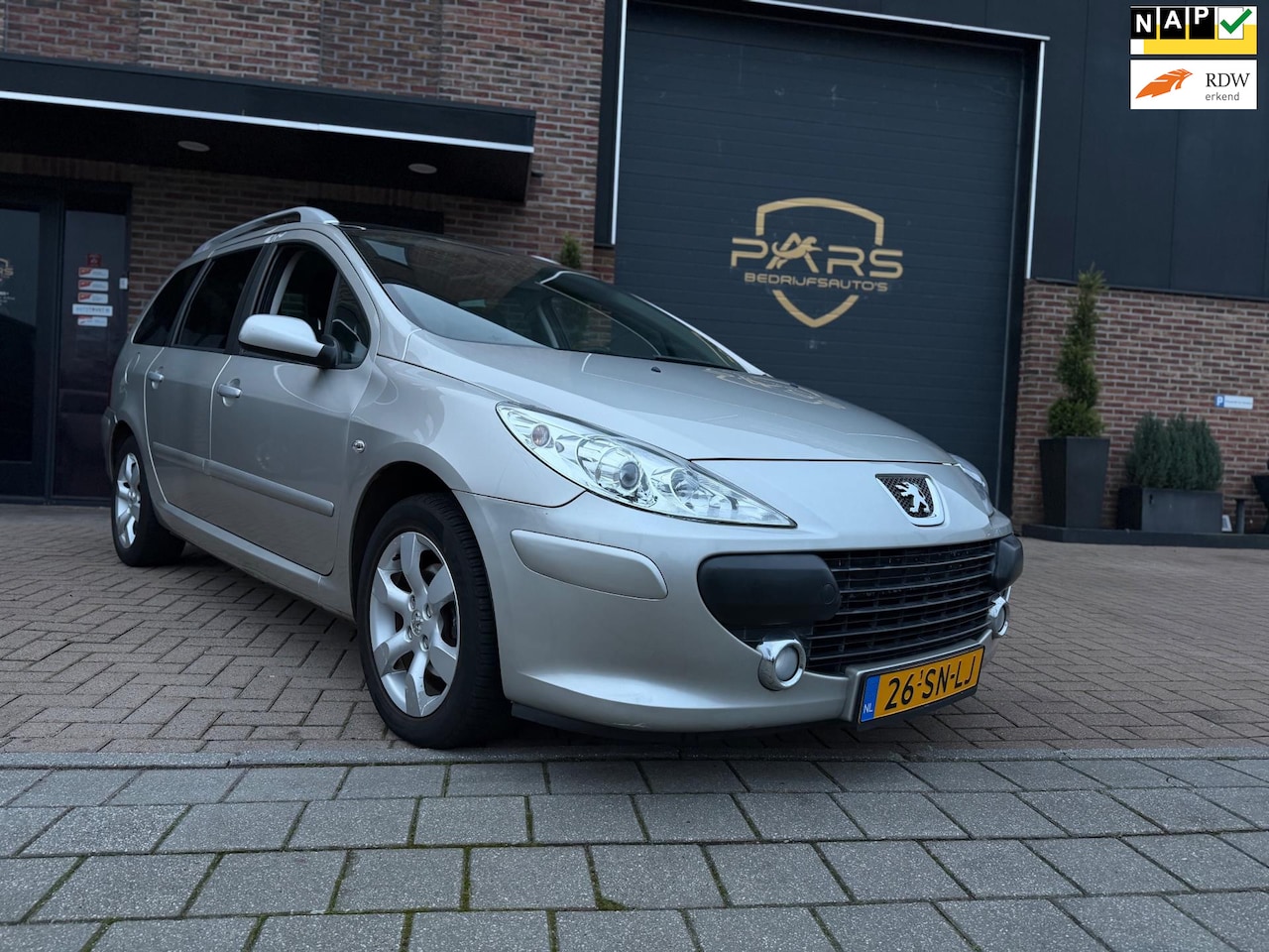 Peugeot 307 SW - 1.6-16V Pack Airco Pano Elk.Ramen - AutoWereld.nl