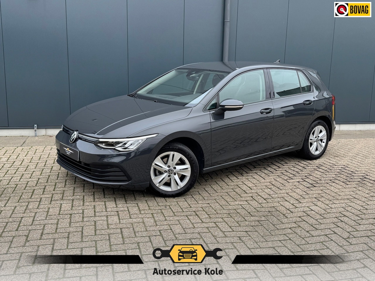 Volkswagen Golf - 1.0 TSI Life * Carplay * Parkeersensoren * Adaptieve Cruise Control * - AutoWereld.nl