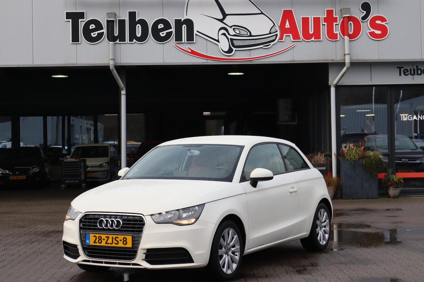Audi A1 - 1.2 TFSI Connect Navigatie, Lederen interieur, Trekhaak, Elektrische ramen - AutoWereld.nl