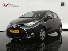 Toyota Yaris - 1.5 Hybrid Lease - Navigatie - Camera - Climate control - Cruise control - 12 maanden gara