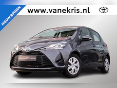 Toyota Yaris - 1.5 Hybrid Aspiration, Bluetooth, Airco, Parkeercamera, Lane assist, Pre Collision warning
