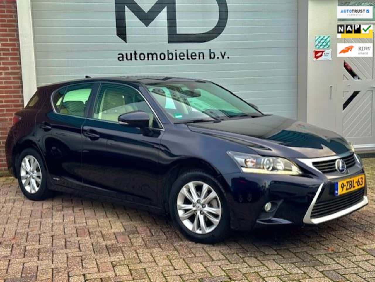 Lexus CT 200h - Business Line - Dealer onderhouden - LED - NAP - AutoWereld.nl